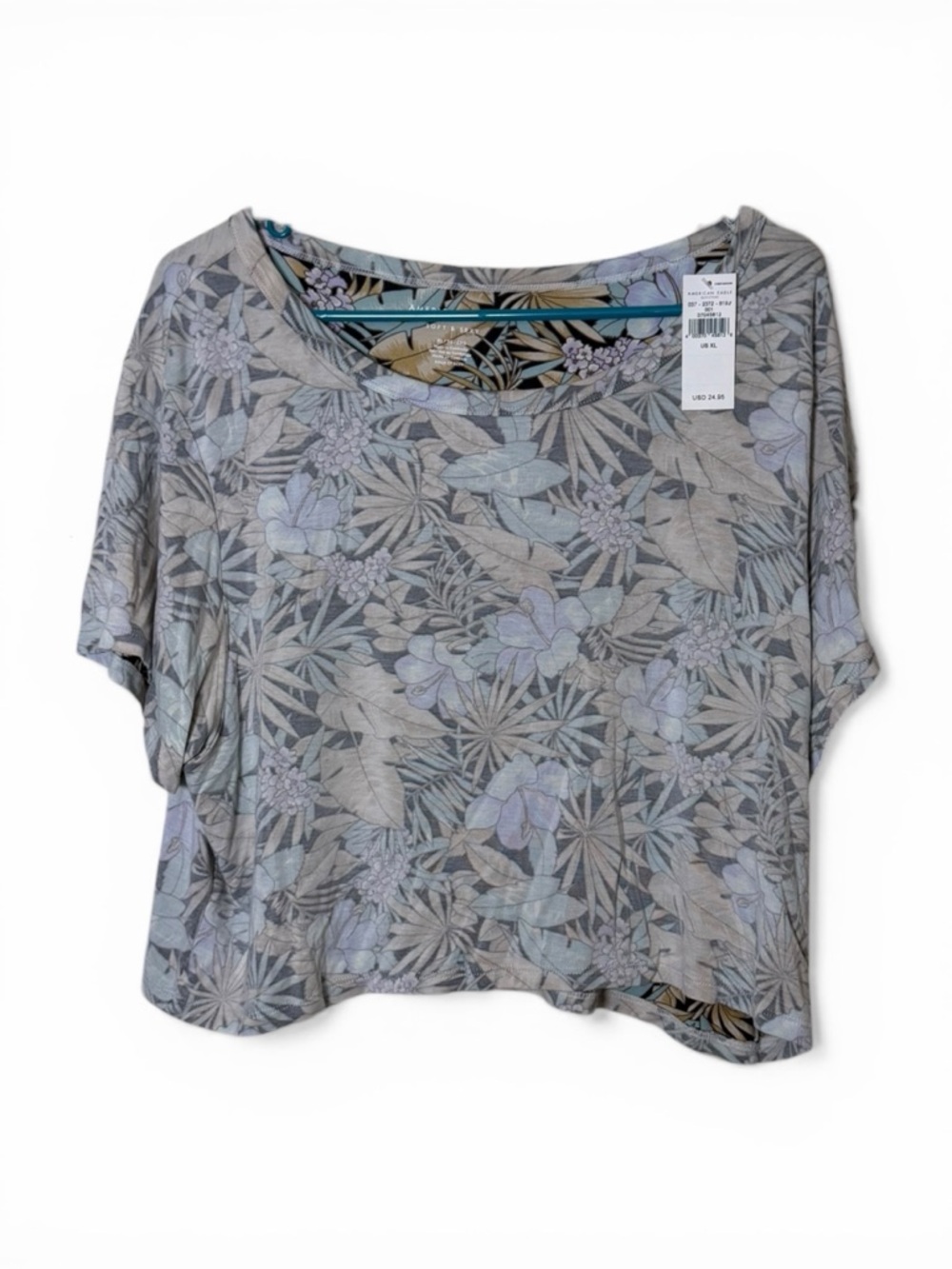 American Eagle Outfitters Gray and Light Blue Floral Scoop Neck Tee
